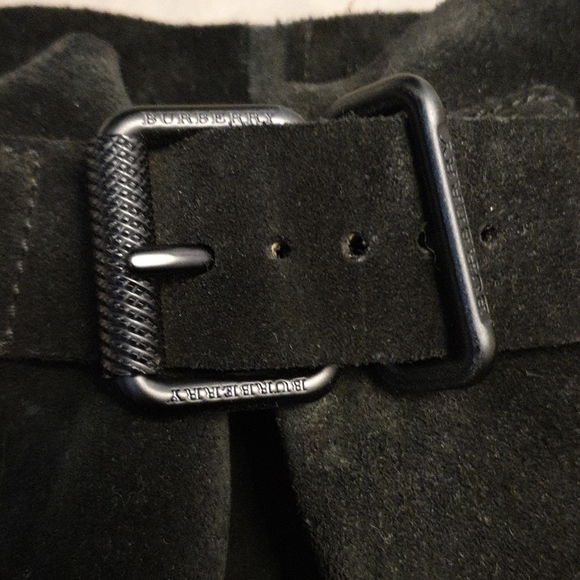 Burberry shoes - Picture 4 of 17